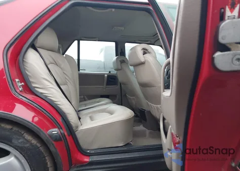 1998 Saab 9000 Cse z USA, uszkodzony, nr VIN YS3CF65R2W1003967